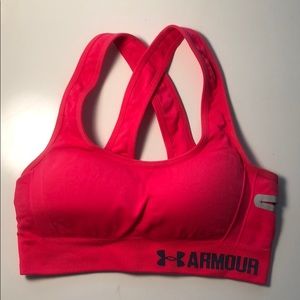 UNDER ARMOUR Compression Sports Bra w/ pads